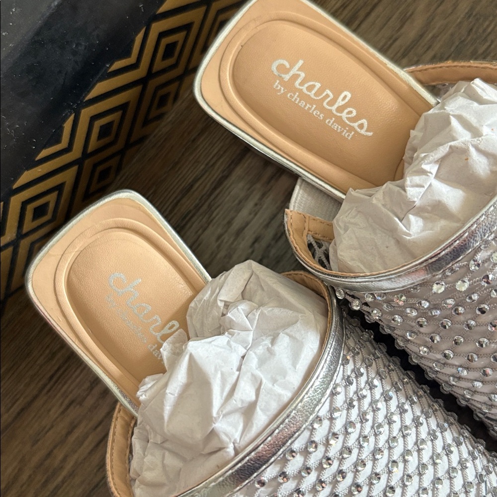 NIB [Charles by Charles David] Noolie Rhinestone Mesh Wedge Sandals Women’s 5 - Picture 9 of 13